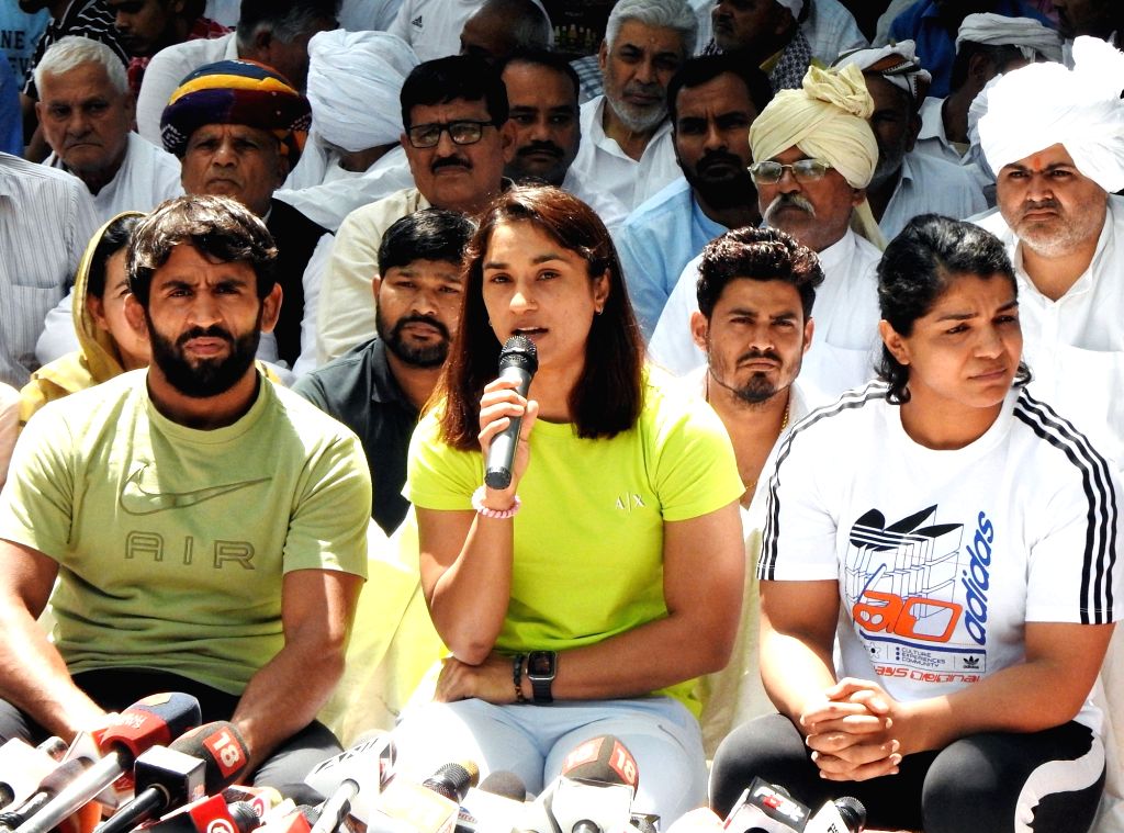Sakshi Malik Addresses Vinesh Phogat's Congress Shift