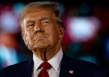 Birthright Citizenship Under Fire: Trump's Bold Move 7 Trump